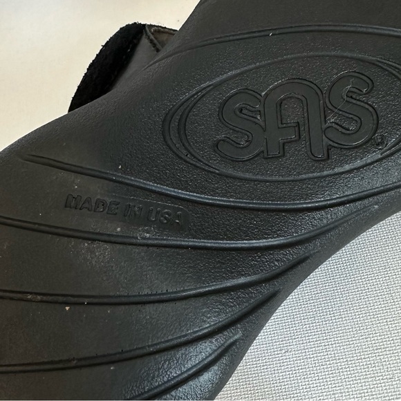 SAS Nudu Strap Tripad Comfort Sandals in Midnight Black - Size 7.5 - Picture 13 of 14
